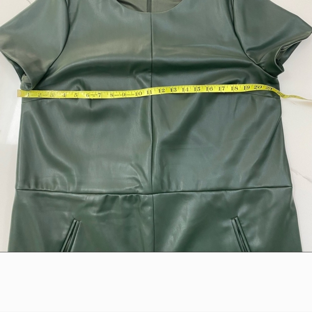DRESS - Picture 3 of 5